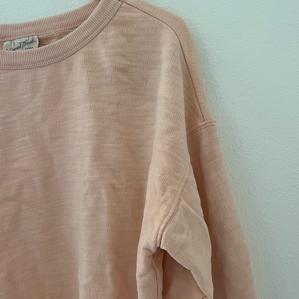 Universal Thread Blush Crewneck Top